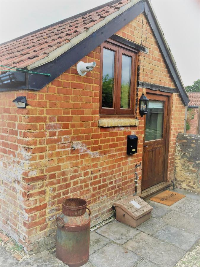 Oak Cottage Taunton Exterior photo